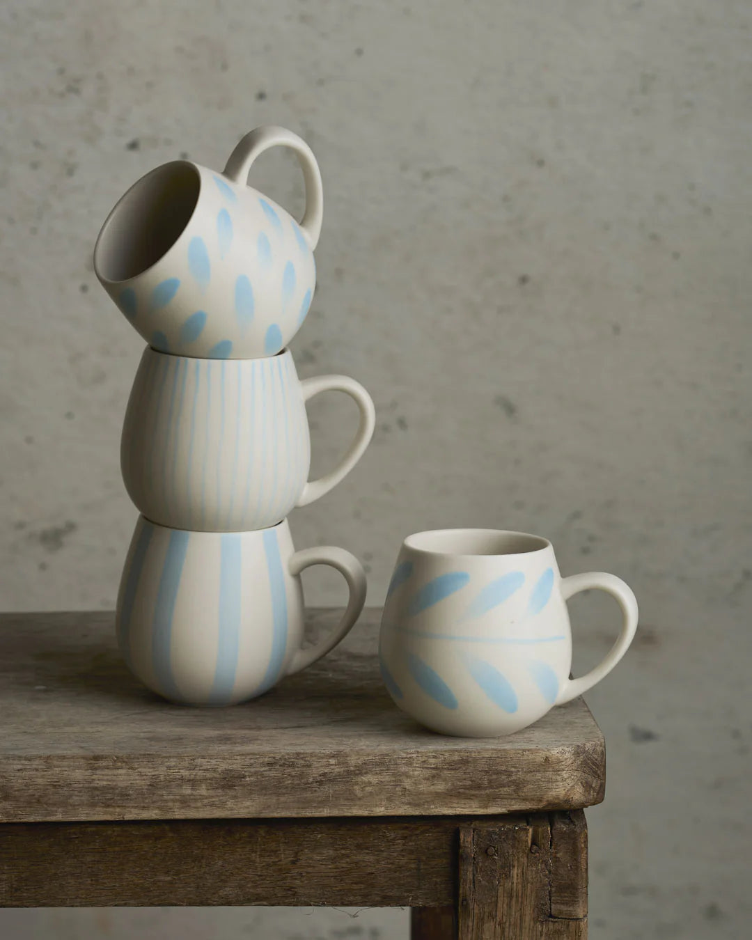 Hug Me Mug - Forget me knot